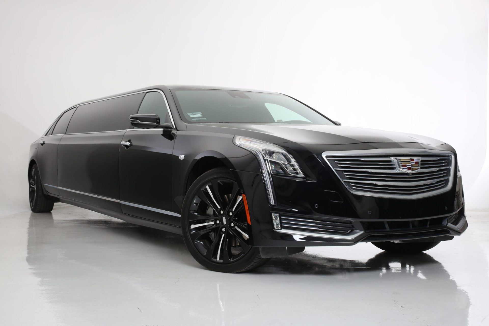 Cadillac CT6-V Stretched Limousine - Exterior Photo #1
