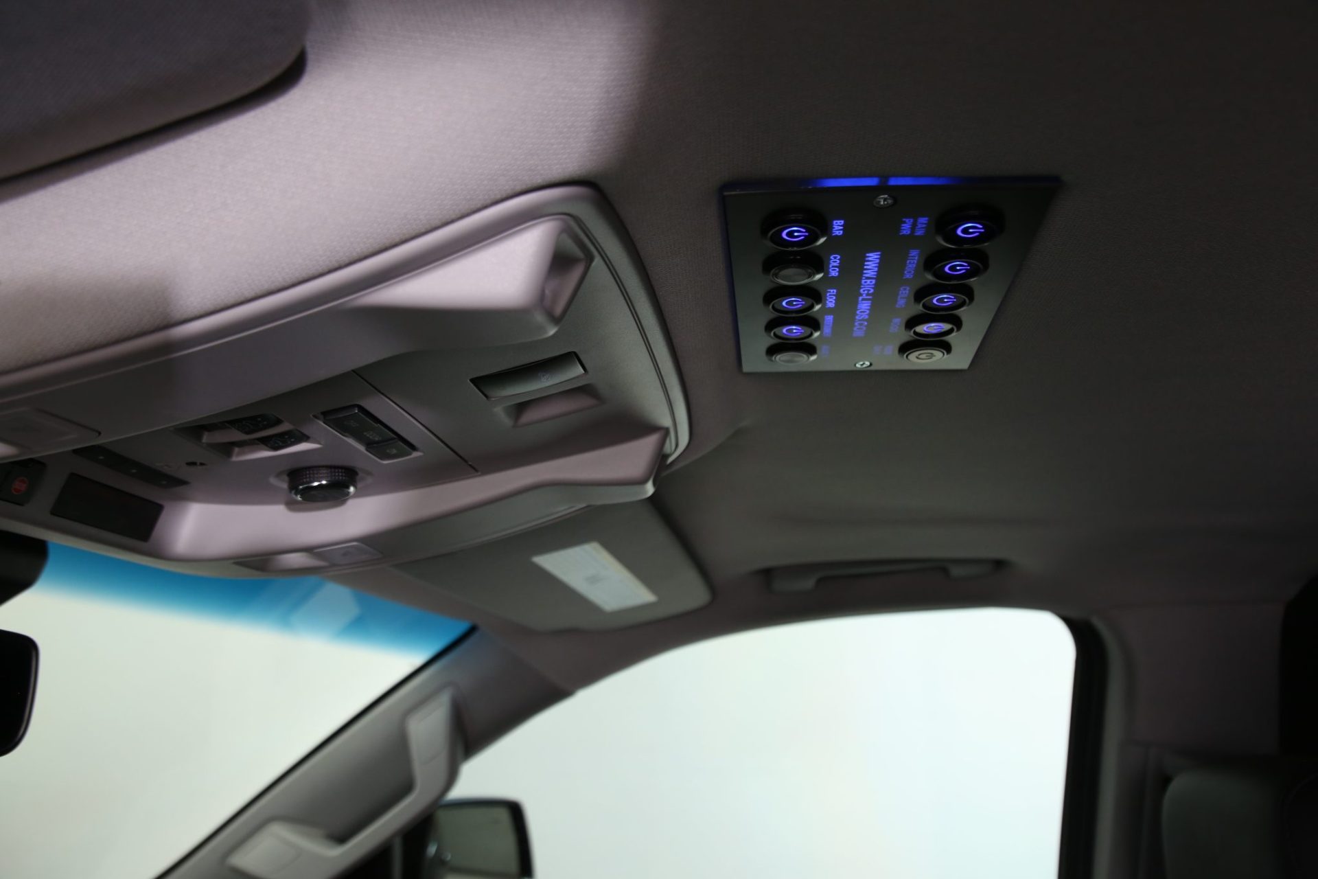 Cadillac Escalade ESV CEO Mobile Office Limousine - Interior Photo #4