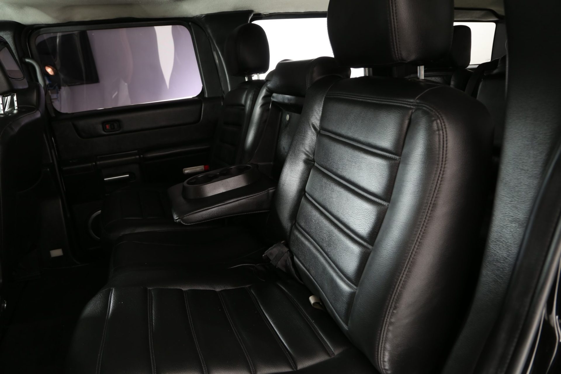 Hummer Custom 6-Door Limousine - Interior Photo #7