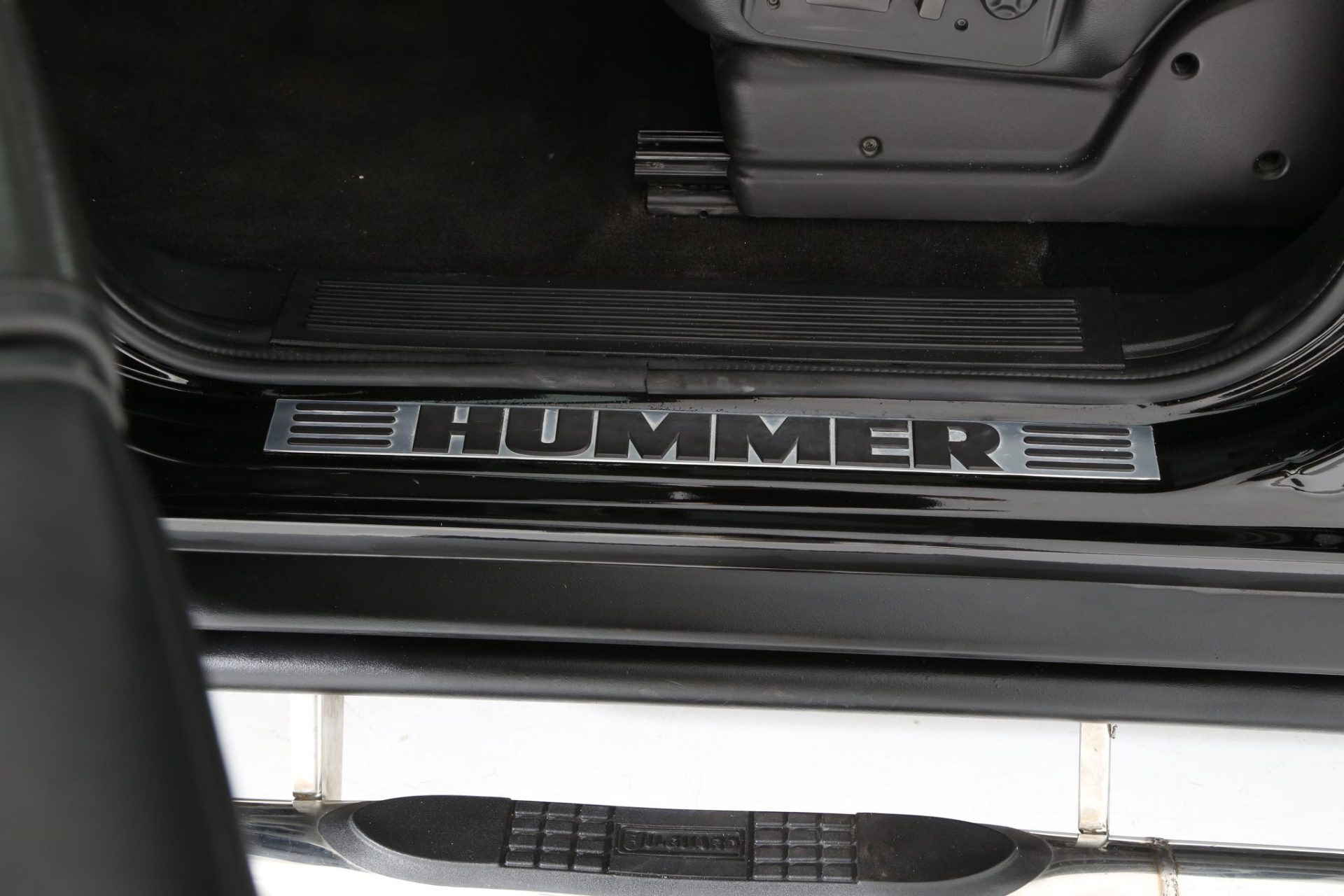Hummer Custom 6-Door Limousine - Interior Photo #10