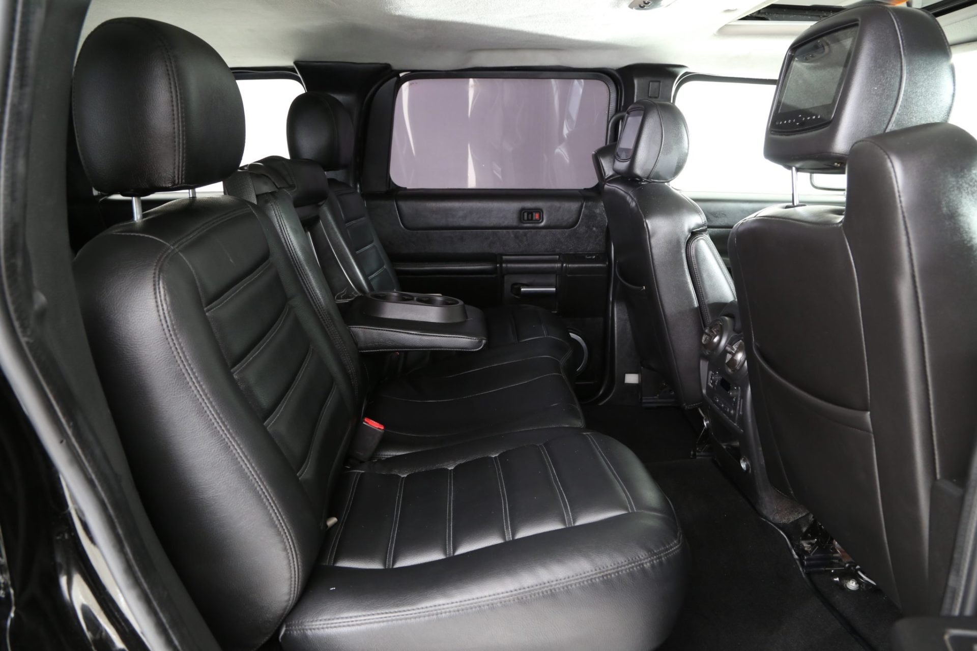 Hummer Custom 6-Door Limousine - Interior Photo #16