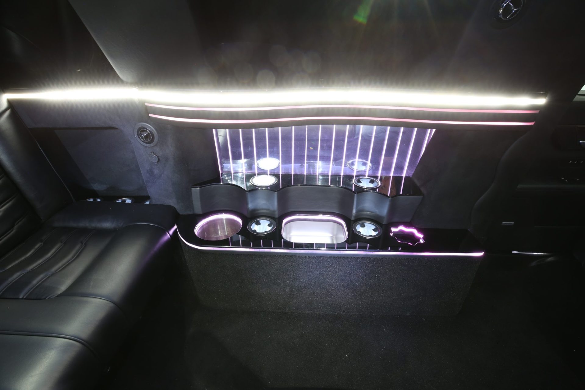 Cadillac CT6-V Stretched Limousine - Interior Photo #17
