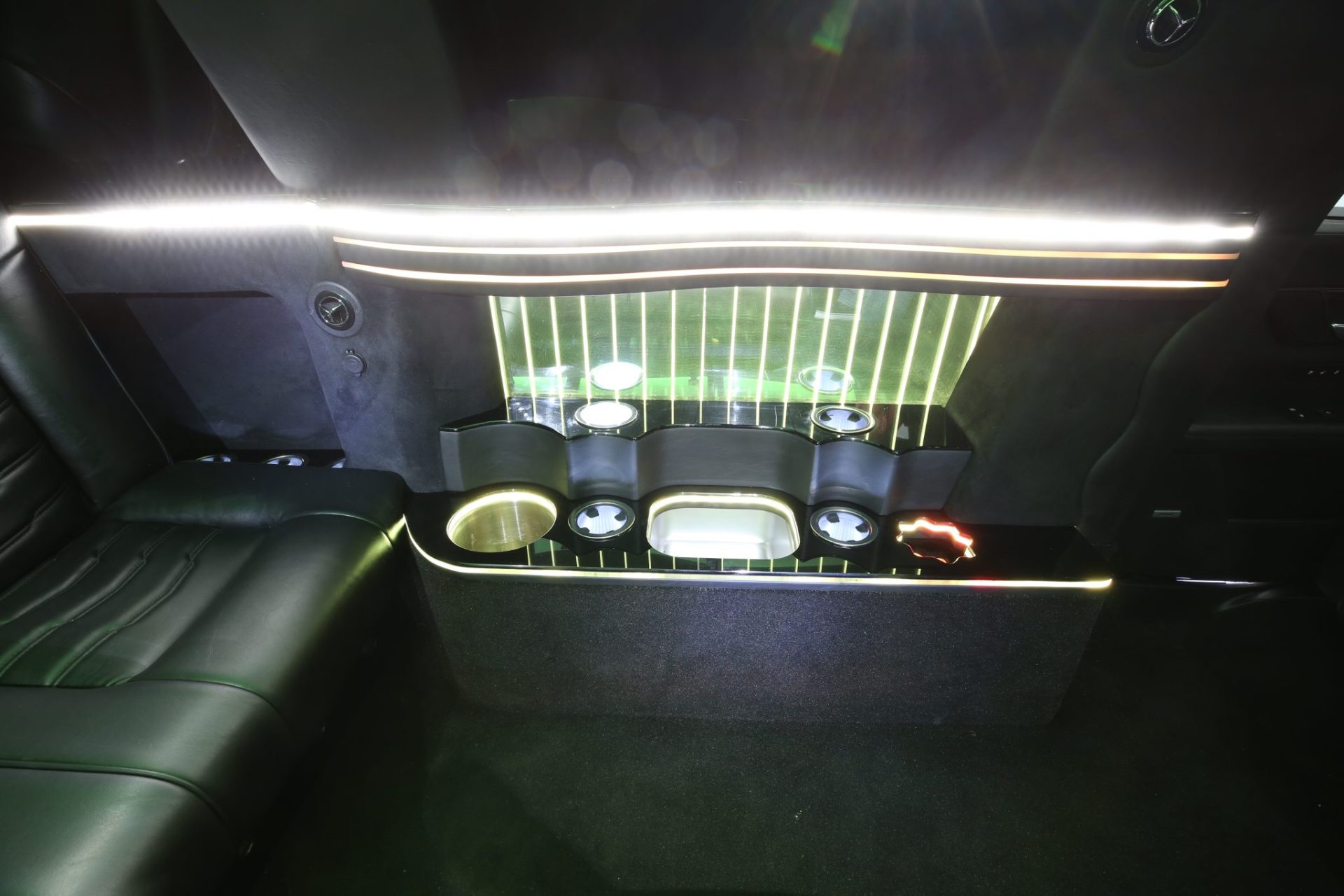 Cadillac CT6-V Stretched Limousine - Interior Photo #21