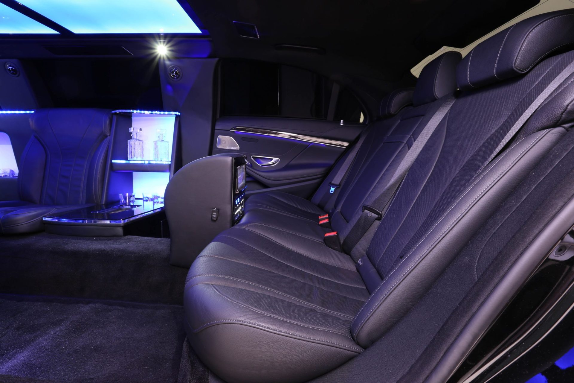 Mercedes Benz S-Class Stretched Limousine - Interior Photo #23