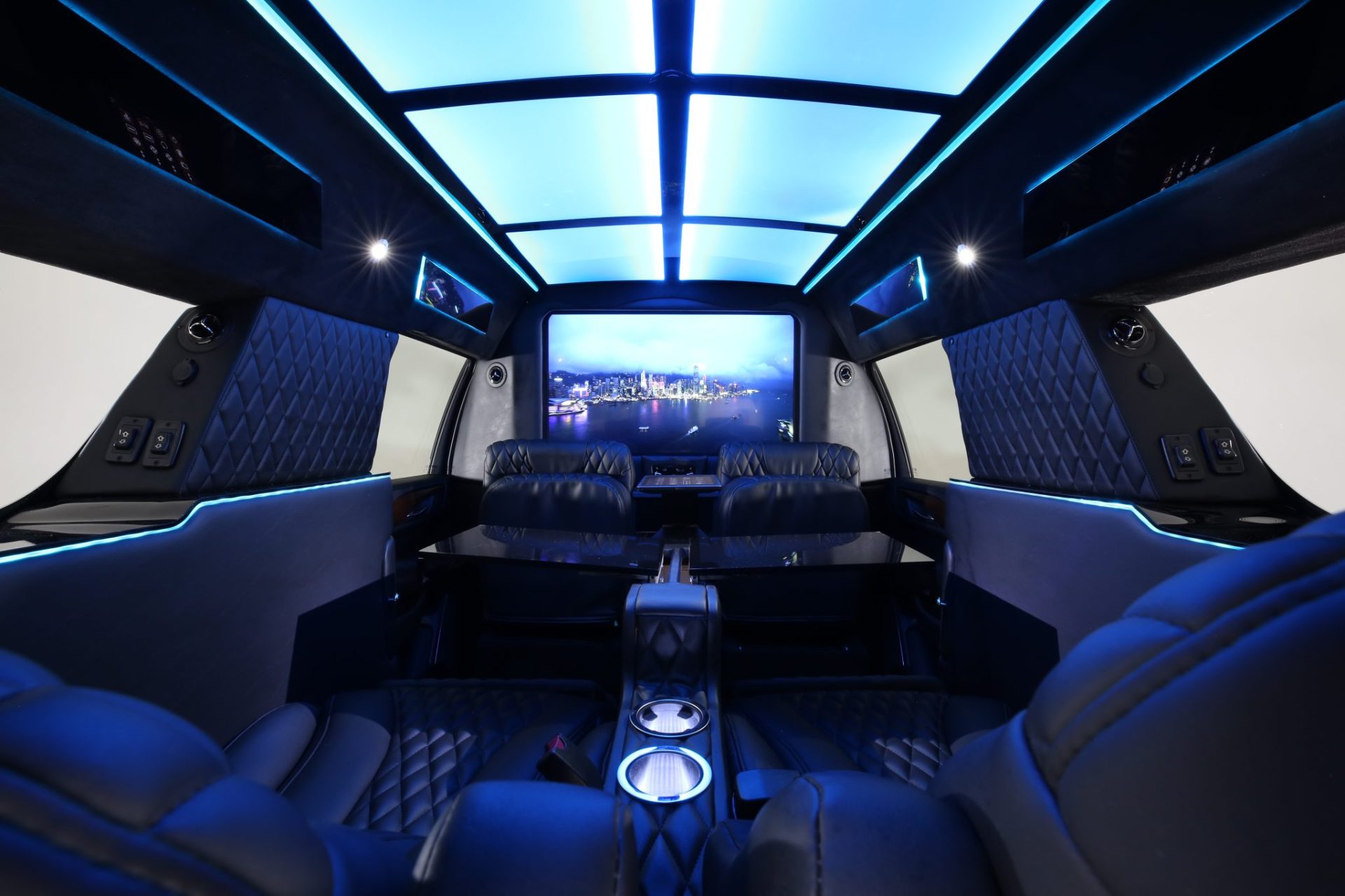 Cadillac Escalade ESV Limousine - Interior Photo #48
