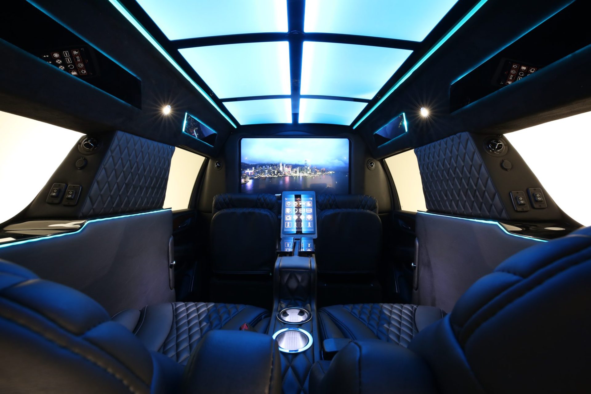 Cadillac Escalade ESV Limousine - Interior Photo #55